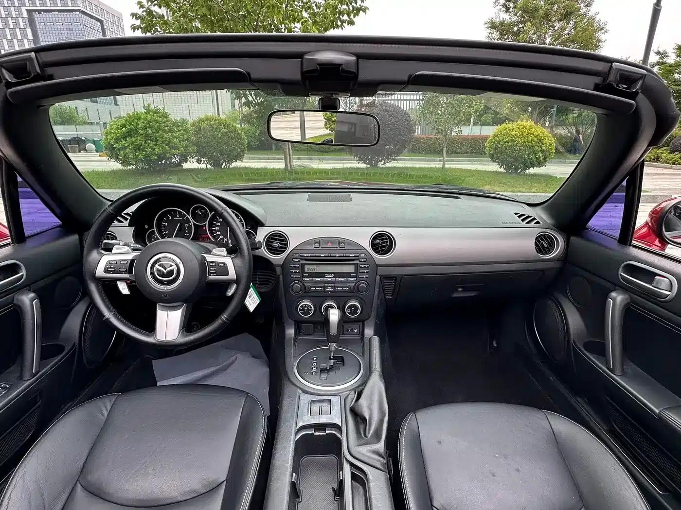 Mazda MX-5 2009 2.0 — миниатюра 13