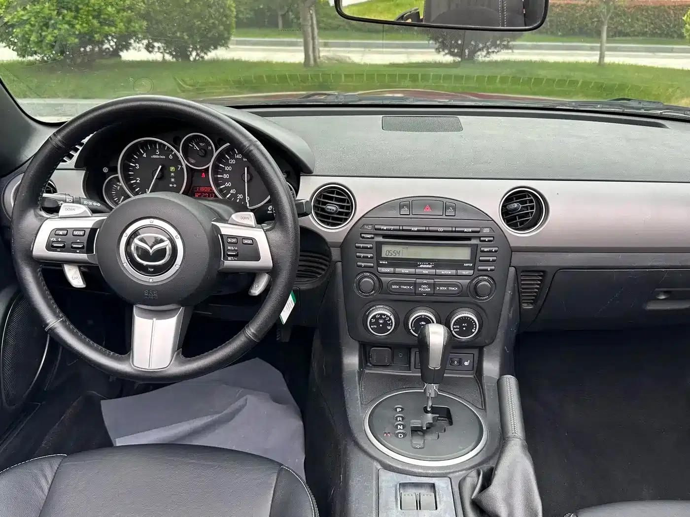 Mazda MX-5 2009 2.0 — миниатюра 14