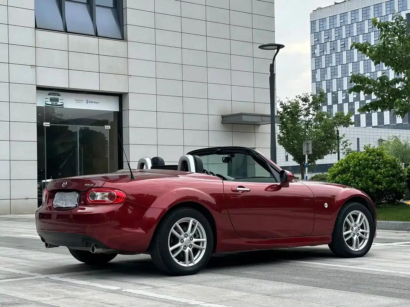 Mazda MX-5 2009 2.0 — миниатюра 6