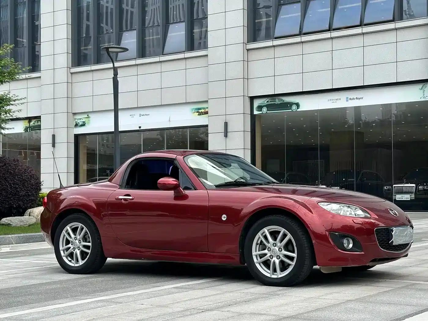 Mazda MX-5 2009 2.0 — миниатюра 9