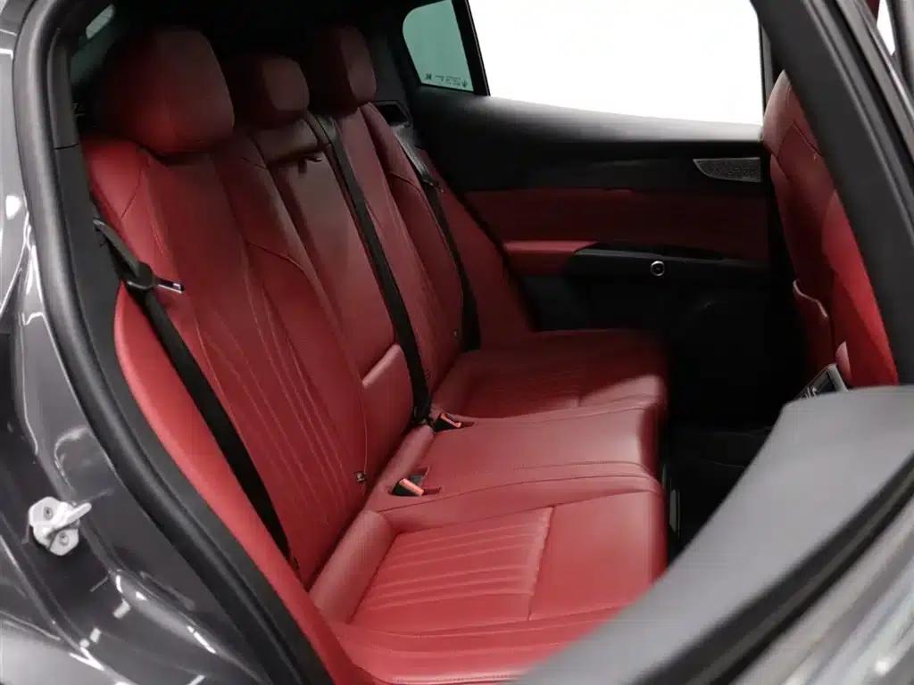 2023 Grecale 2.0T GT — миниатюра 22