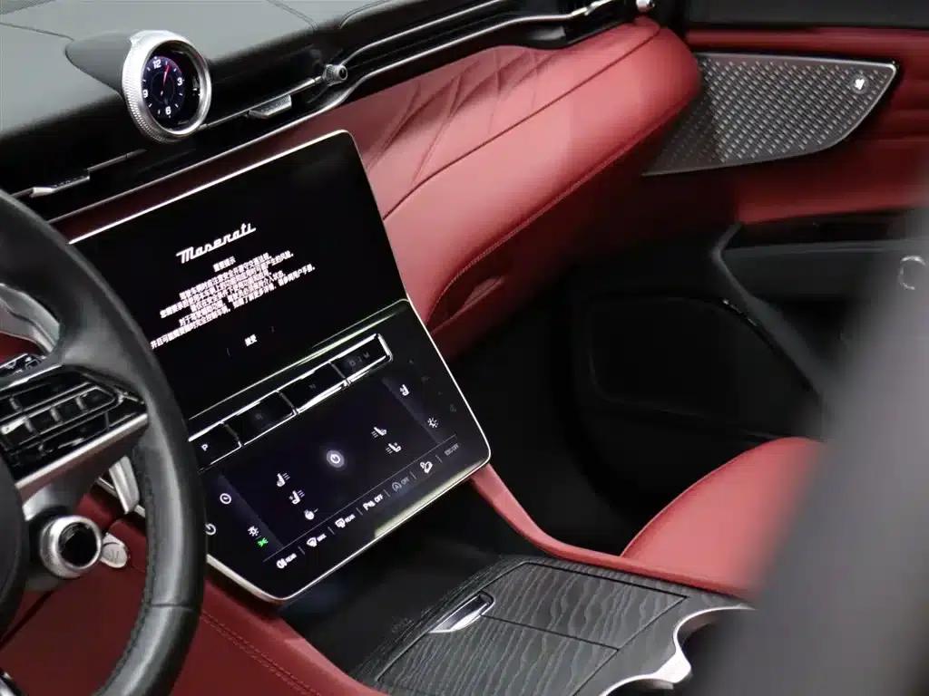 2023 Grecale 2.0T GT — миниатюра 10