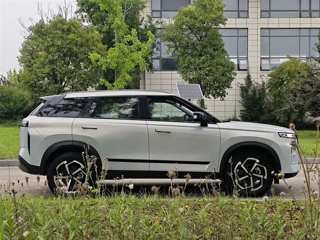 Explore 06 2023 Urban Edition 1.6T 2WD Luxury — миниатюра 16