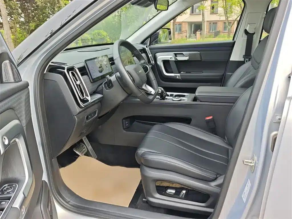 Explore 06 2023 Urban Edition 1.6T 2WD Luxury — миниатюра 19