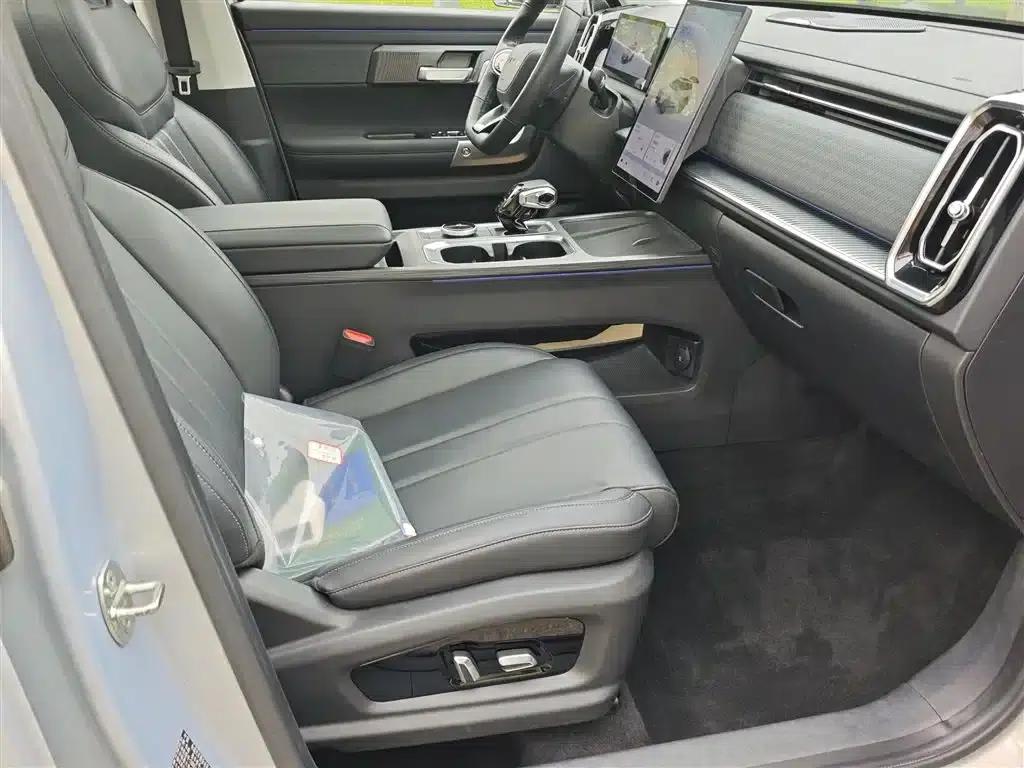Explore 06 2023 Urban Edition 1.6T 2WD Luxury — миниатюра 5