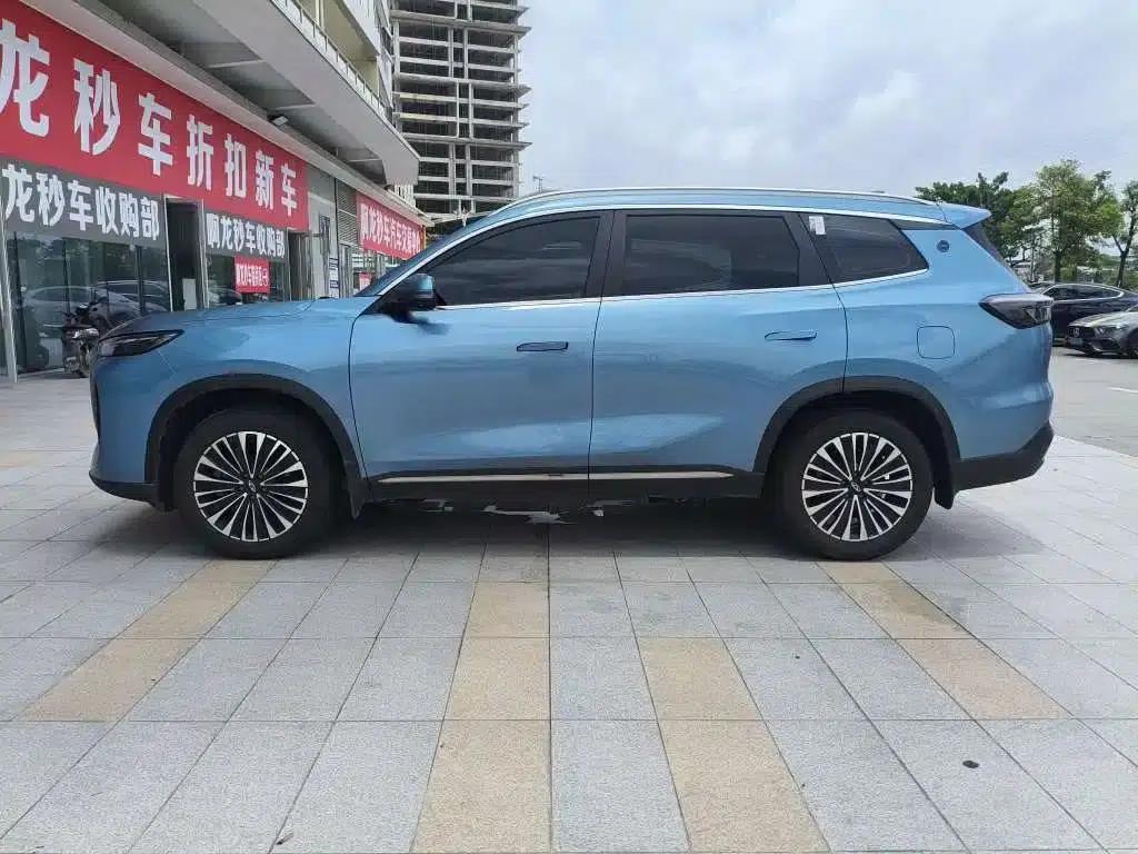 Chery Tiggo 8 PLUS C-DM 2025 1.5T 116km/h Luxury 5-seater — миниатюра 3