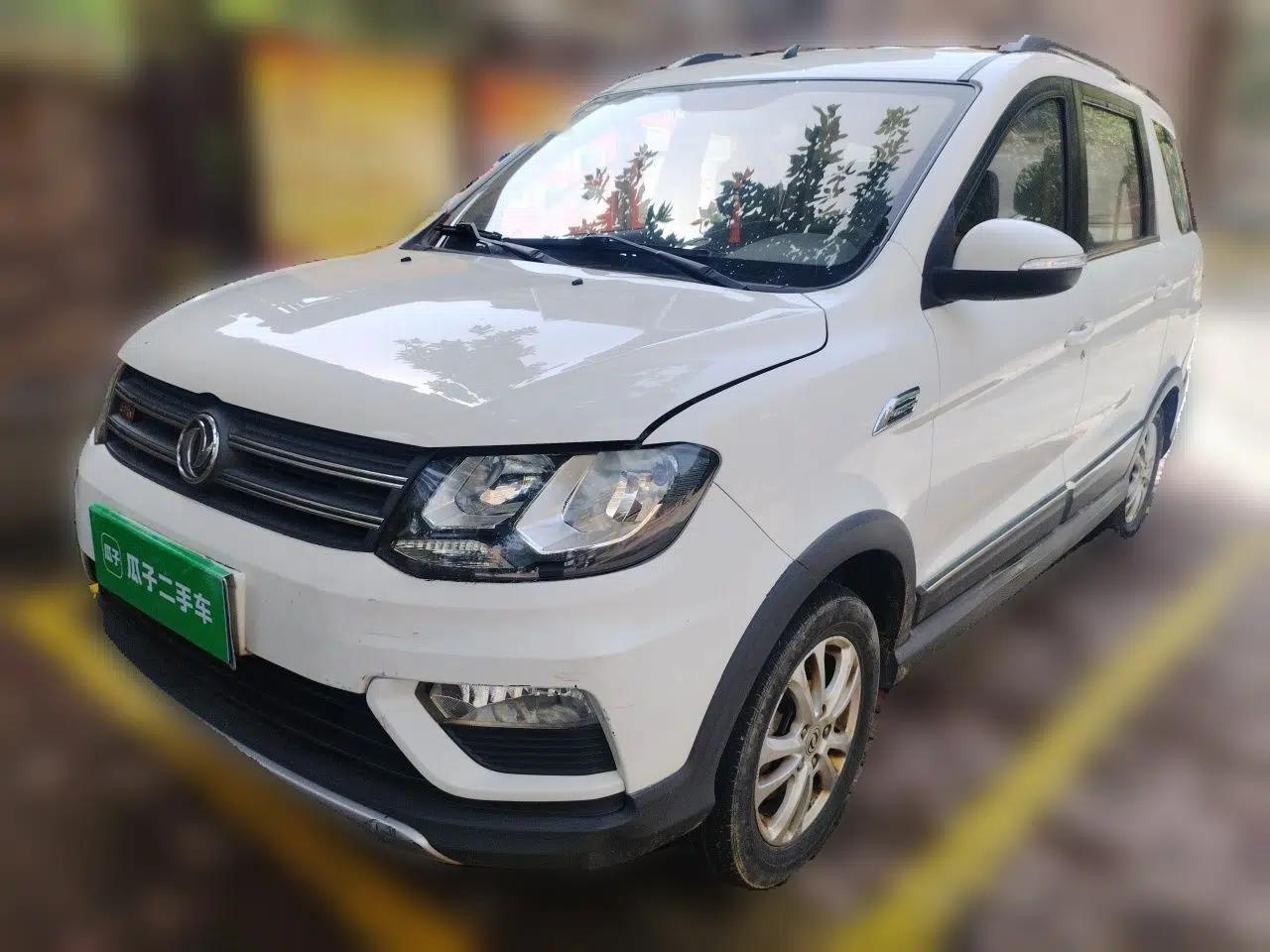 Used Dongfeng Fengon 370 2016 1.5L Manual Elite Home Edition 7-Seater — миниатюра 1