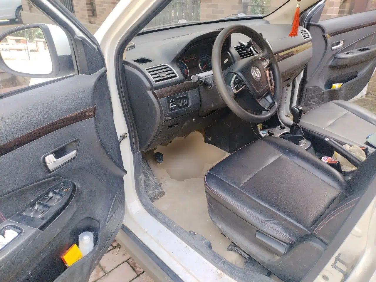 Used Dongfeng Fengon 370 2016 1.5L Manual Elite Home Edition 7-Seater — миниатюра 16