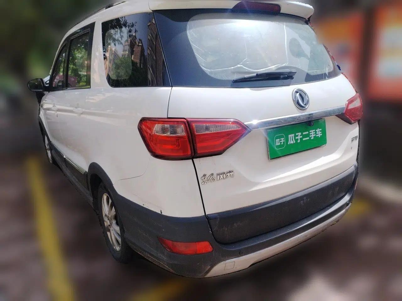Used Dongfeng Fengon 370 2016 1.5L Manual Elite Home Edition 7-Seater — миниатюра 4