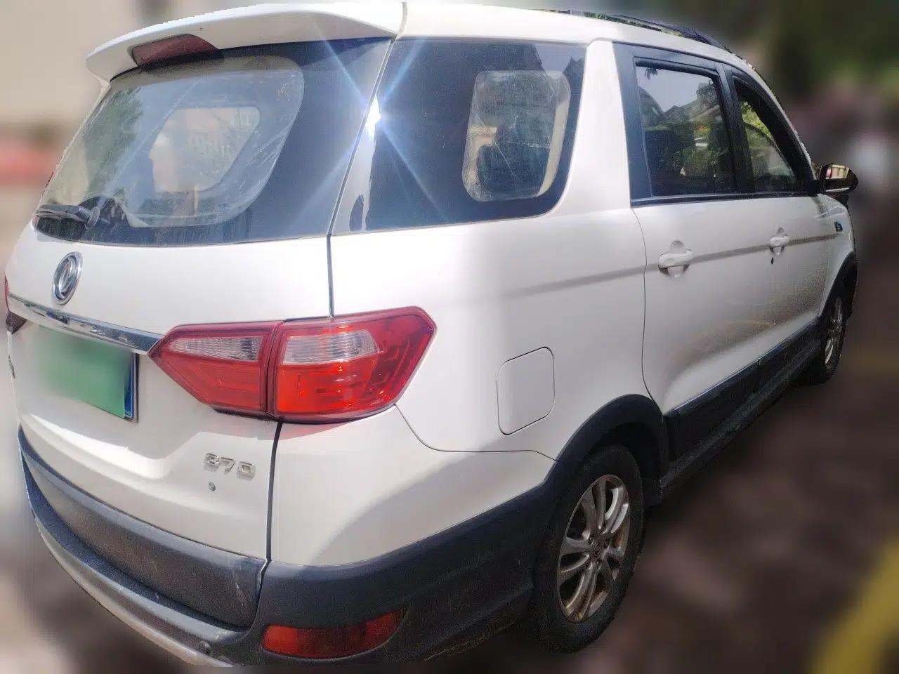 Used Dongfeng Fengon 370 2016 1.5L Manual Elite Home Edition 7-Seater — миниатюра 6