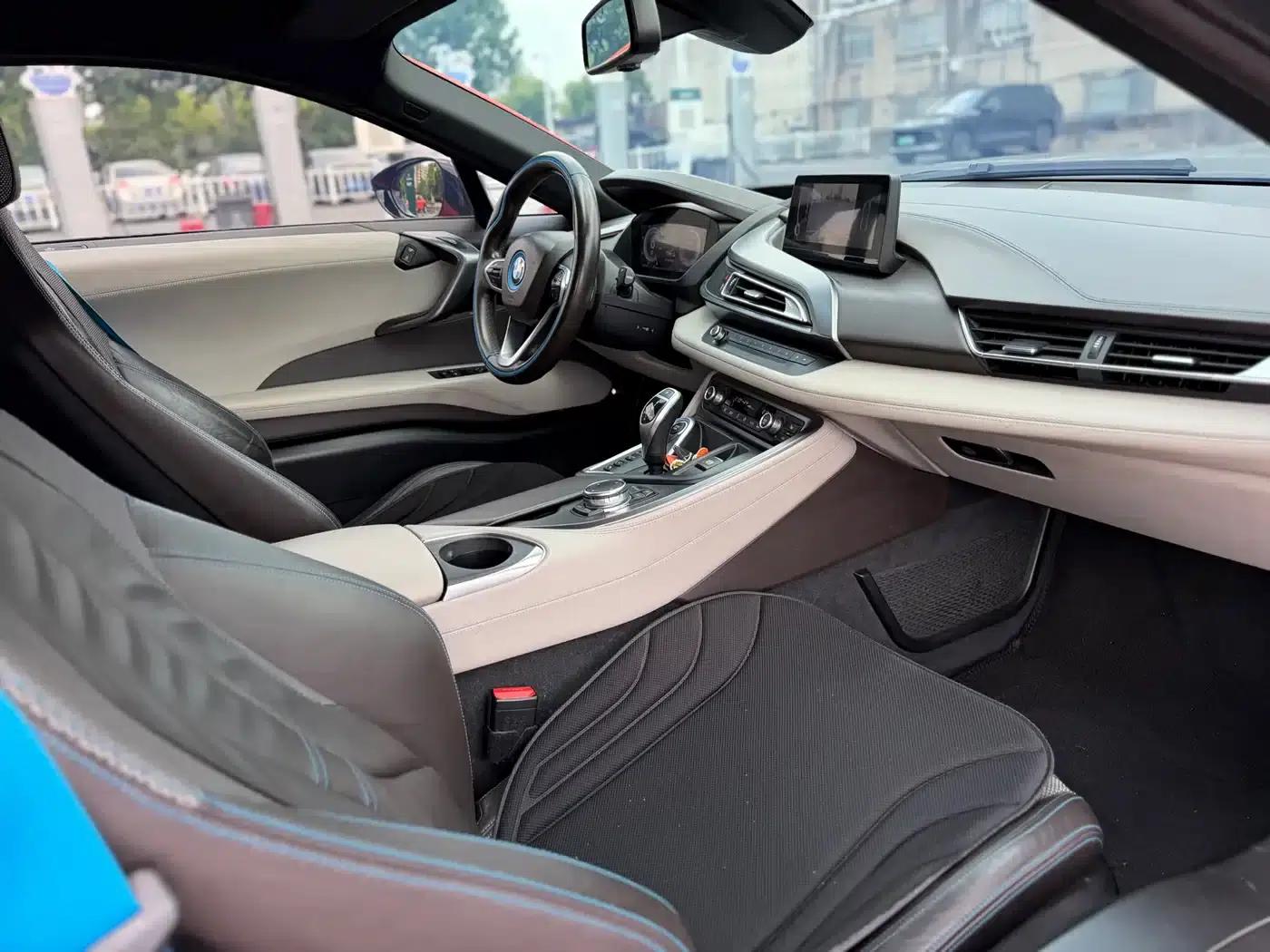BMW i8 2014 Standard Edition — миниатюра 8