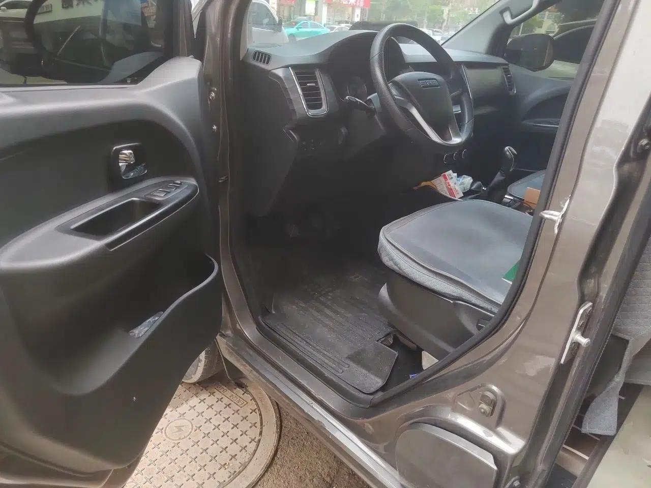 Used Jinbei Gold Hiace 2023 2.0L Passenger Van Engineering Lion 5/6/7 Seats — миниатюра 16