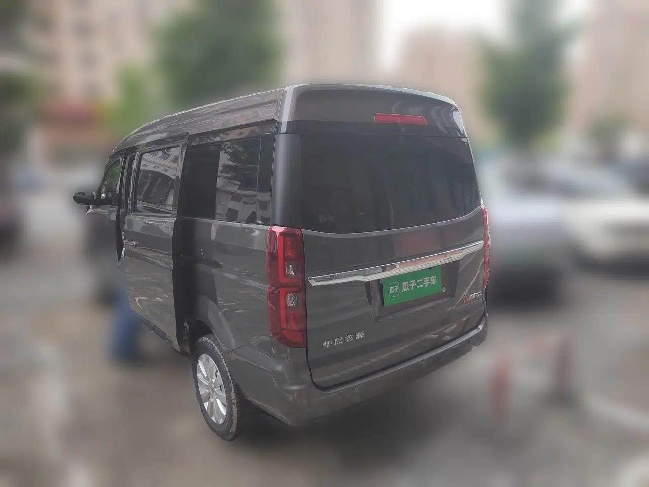 Used Jinbei Gold Hiace 2023 2.0L Passenger Van Engineering Lion 5/6/7 Seats — миниатюра 4