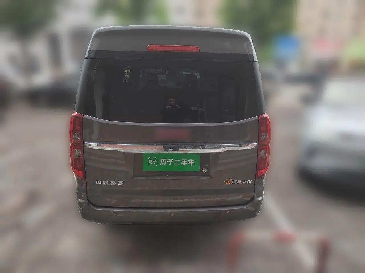 Used Jinbei Gold Hiace 2023 2.0L Passenger Van Engineering Lion 5/6/7 Seats — миниатюра 5