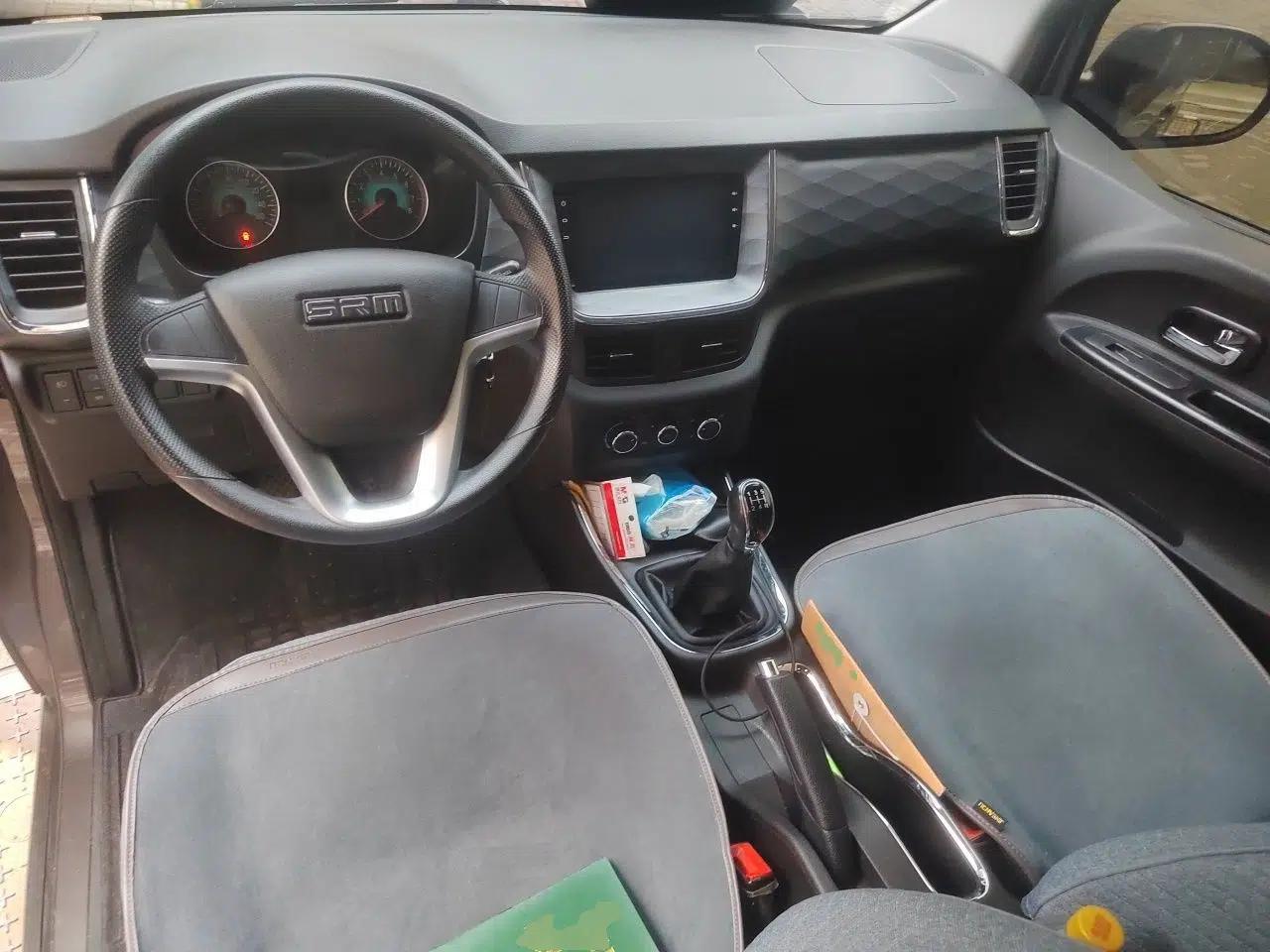 Used Jinbei Gold Hiace 2023 2.0L Passenger Van Engineering Lion 5/6/7 Seats — миниатюра 9