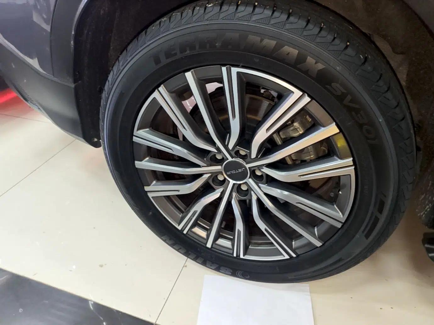 Used JETOUR X70 PRO 2023 1.5T DCT Comfort Edition 5 Seats — миниатюра 11