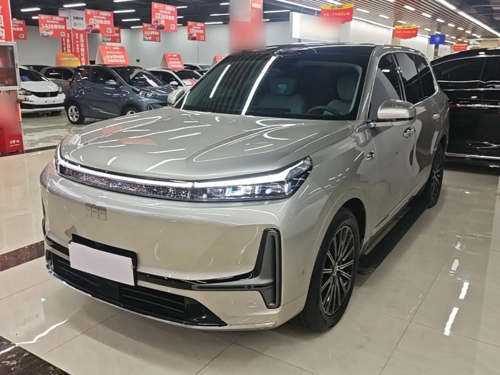 Used Geely Galaxy M9 2025 Model 210km Four-Wheel-Drive Leading Edition — миниатюра 1