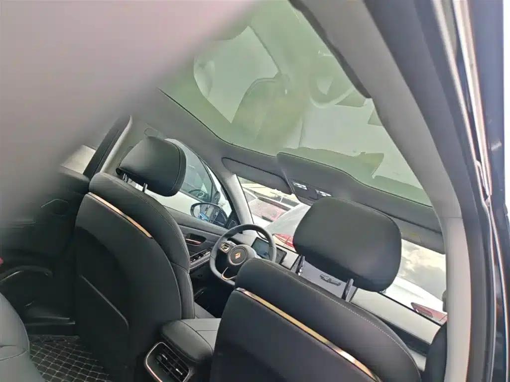 Baojun Enjoy 2025 Plug-in Hybrid 140km Standard Edition — миниатюра 18
