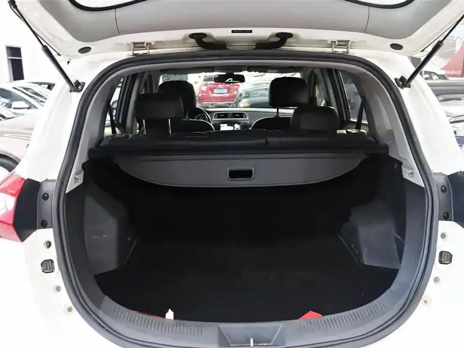 2015 Senova X65 2.0T Automatic Luxury Edition — миниатюра 21