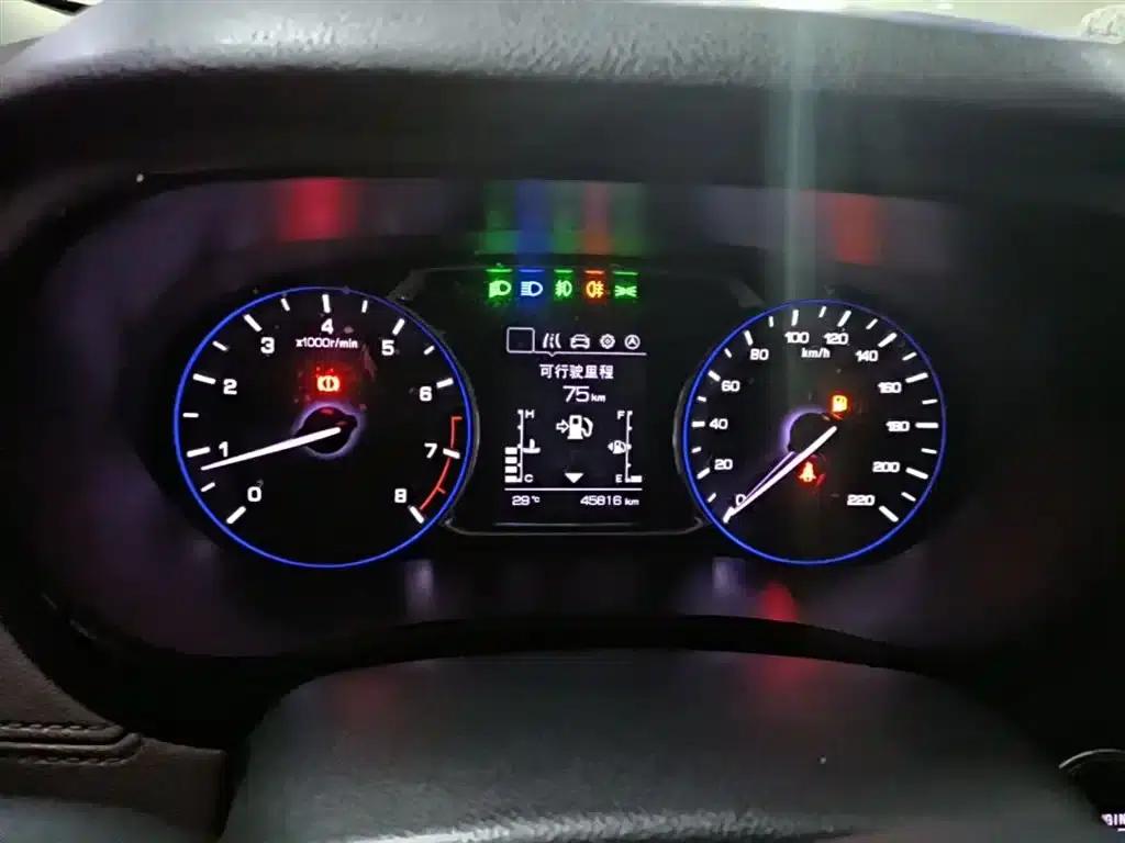Lingxuan 2017 1.6L Manual Elite — миниатюра 12
