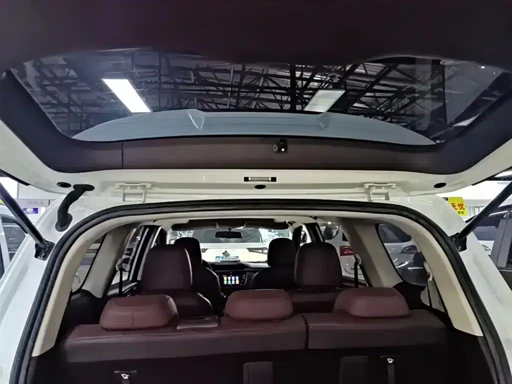 Lingxuan 2017 1.6L Manual Elite — миниатюра 19