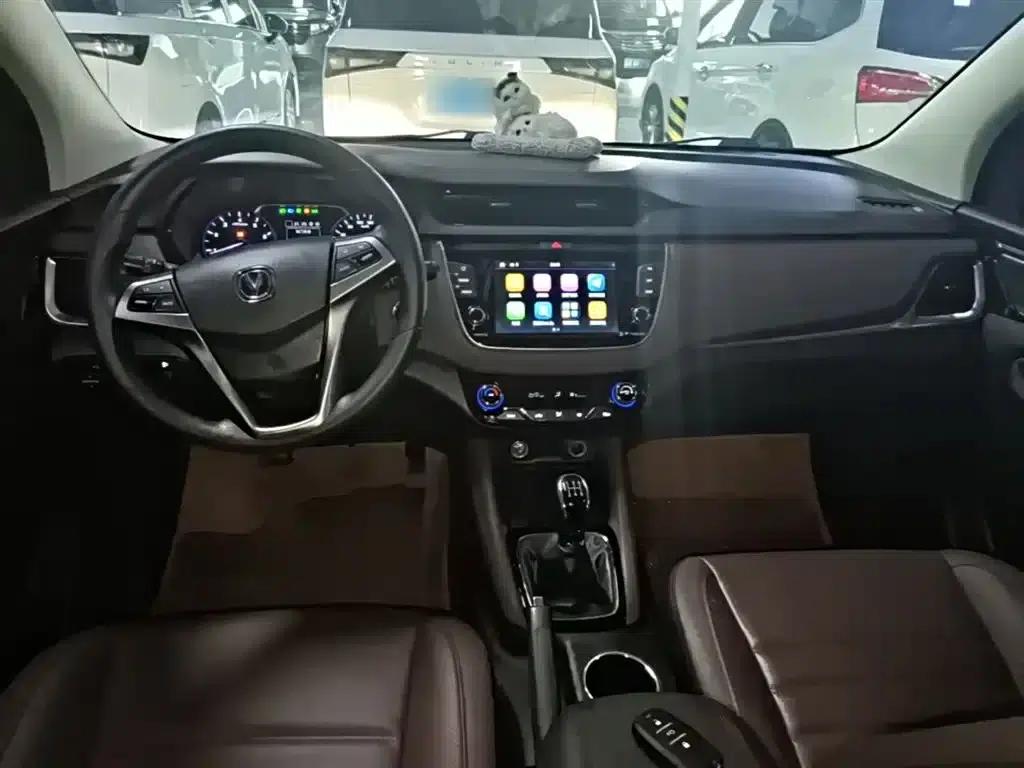 Lingxuan 2017 1.6L Manual Elite — миниатюра 10