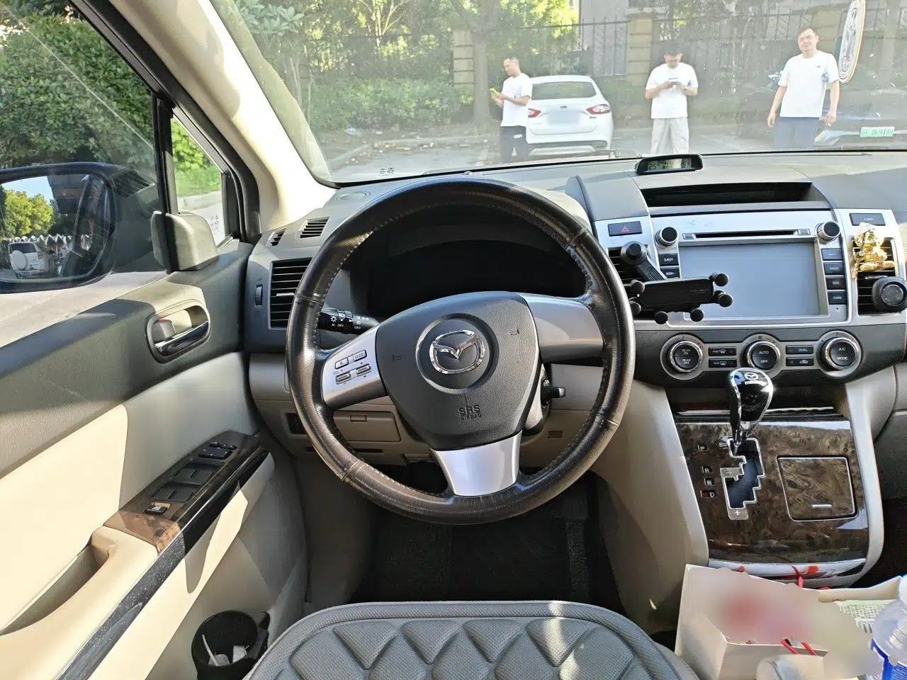 Used Mazda 8 2013 2.5L Ultimate Edition — миниатюра 10