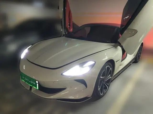 Used MG Cyberster 2024 520 km Legendary All-Wheel-Drive Red Canopy Version