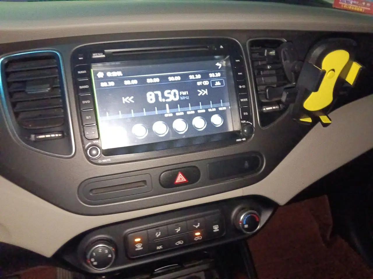 Used Kia Carens 2013 2.0L 7-Seater Automatic Standard Version China IV Standard — миниатюра 13