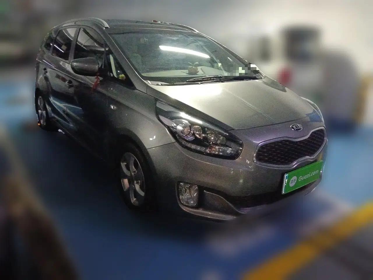 Used Kia Carens 2013 2.0L 7-Seater Automatic Standard Version China IV Standard — миниатюра 3
