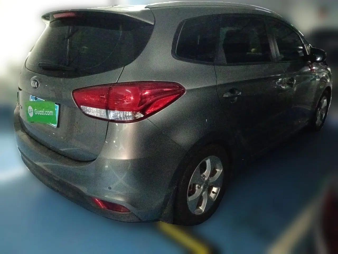 Used Kia Carens 2013 2.0L 7-Seater Automatic Standard Version China IV Standard — миниатюра 6