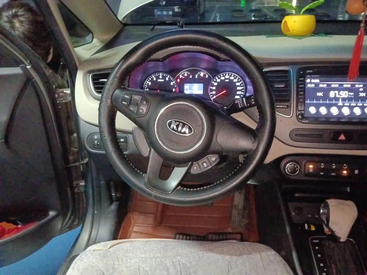 Used Kia Carens 2013 2.0L 7-Seater Automatic Standard Version China IV Standard — миниатюра 10