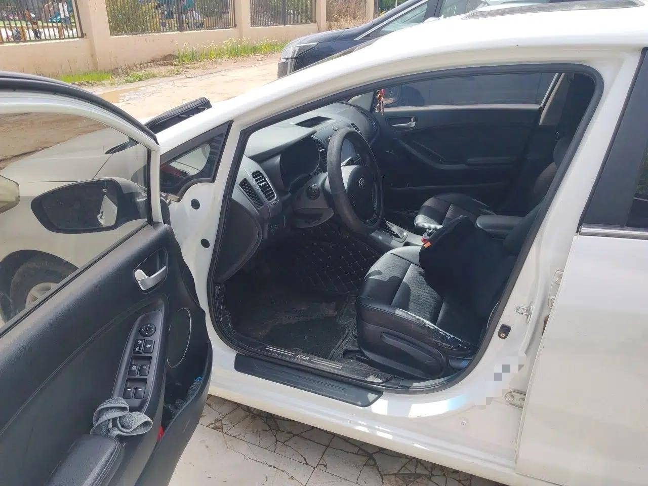 Used Kia K3S 2014 1.6L Automatic GLS — миниатюра 16
