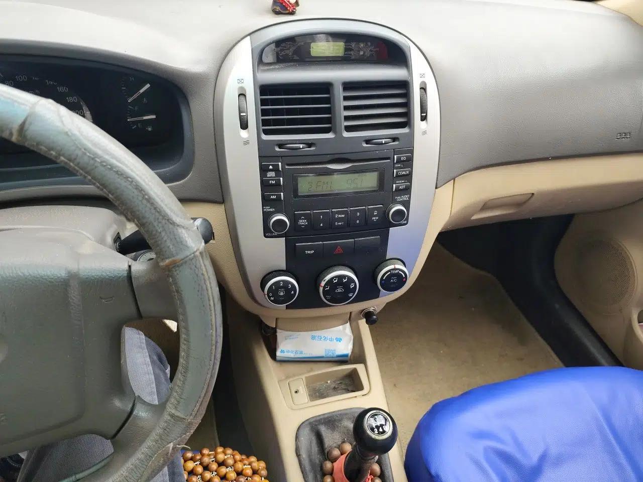 Used Kia Cerato 2012 1.6L MT GL — миниатюра 13