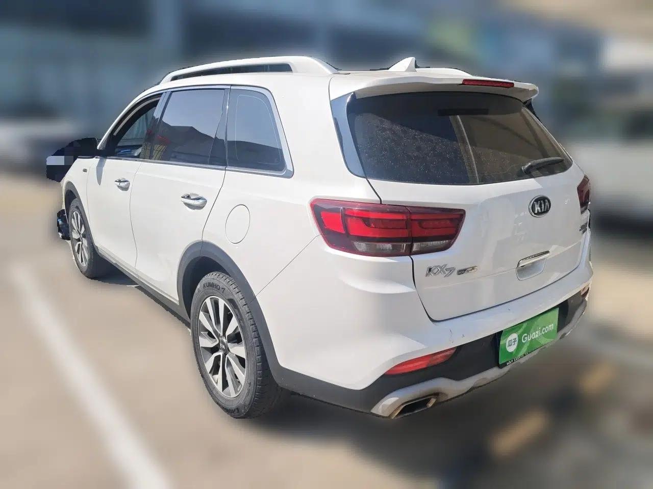 Used Kia KX7 2017 2.0T Automatic All-Wheel Drive LUX 7-Seater — миниатюра 4