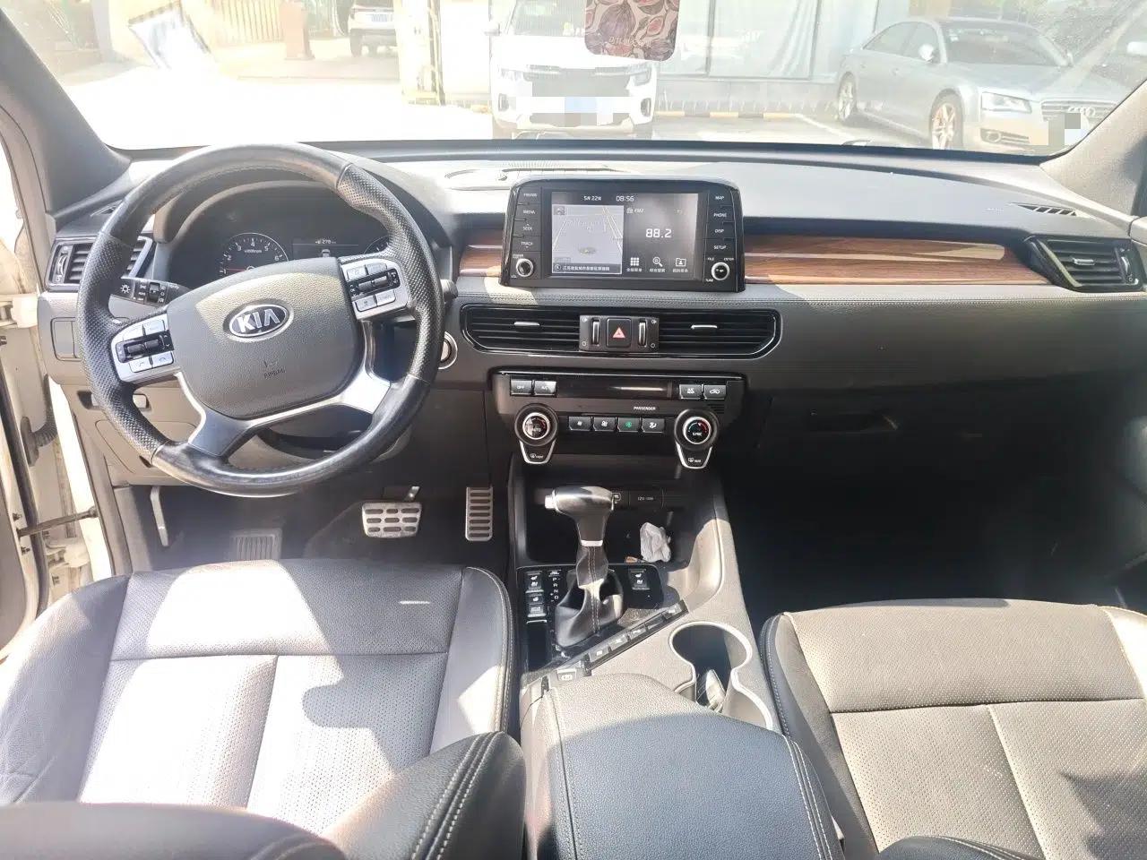 Used Kia KX7 2017 2.0T Automatic All-Wheel Drive LUX 7-Seater — миниатюра 9
