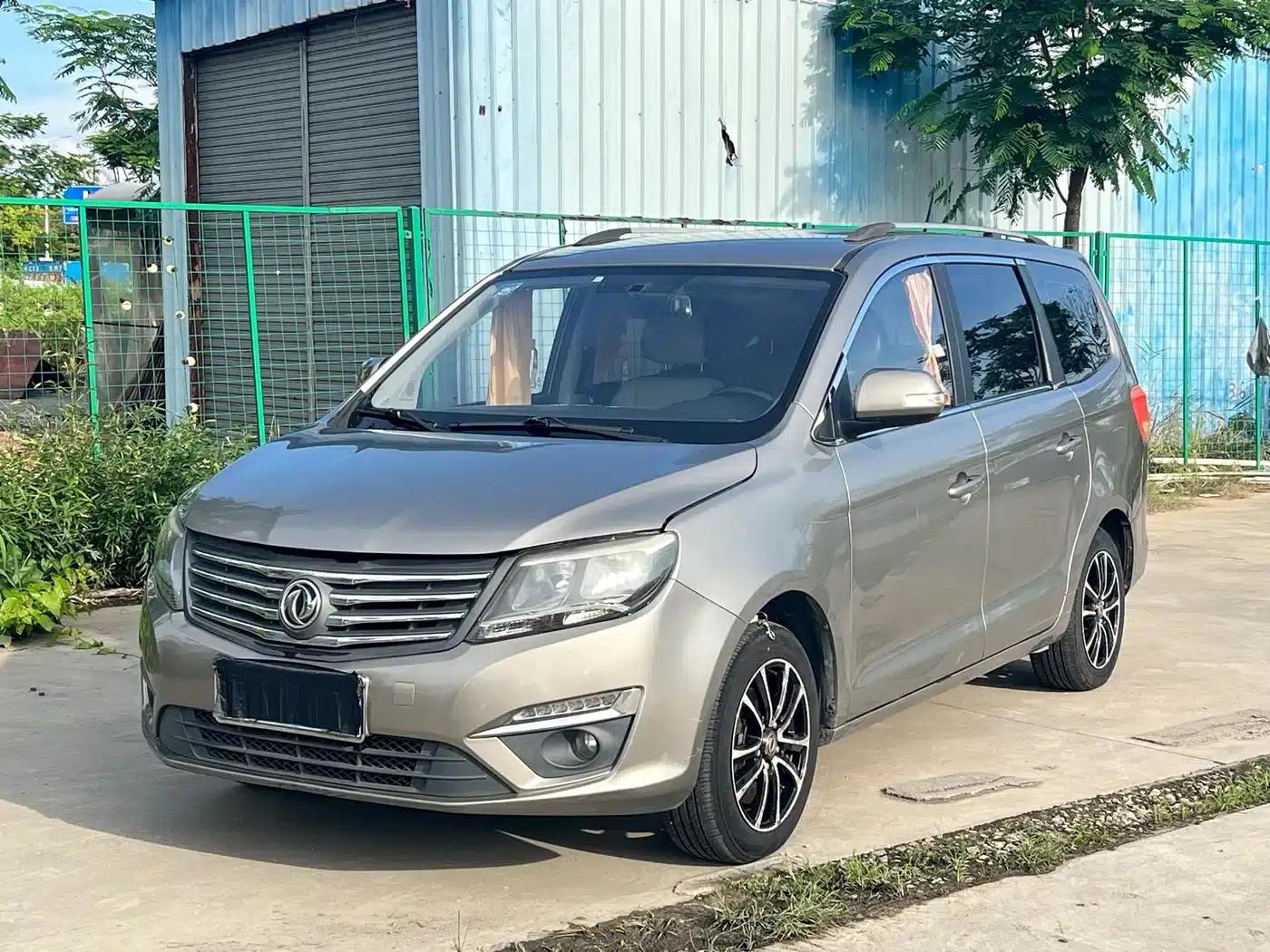 Fengxing S500 2016 Model 1.5L Manual Comfort — миниатюра 1