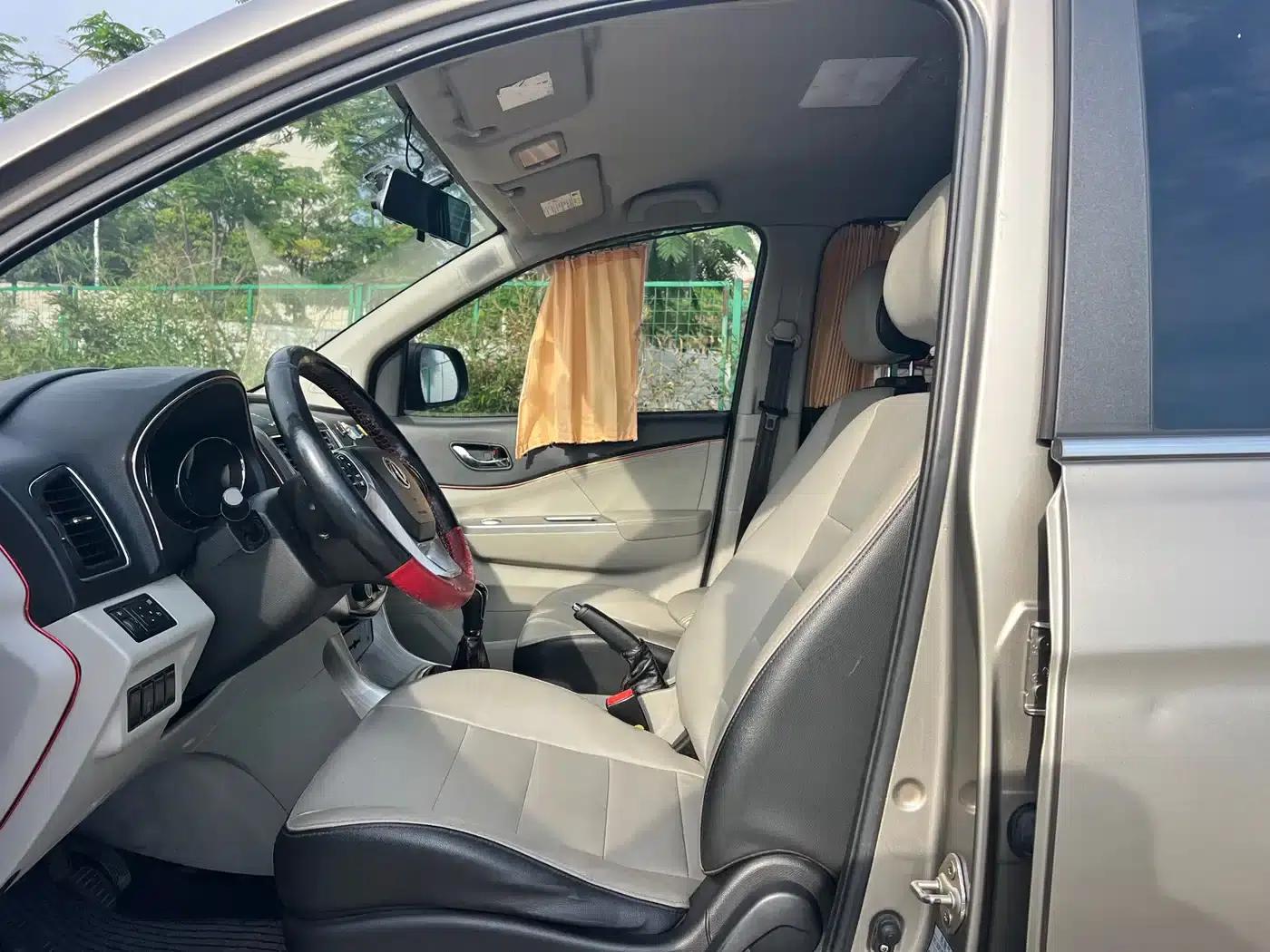 Fengxing S500 2016 Model 1.5L Manual Comfort — миниатюра 4