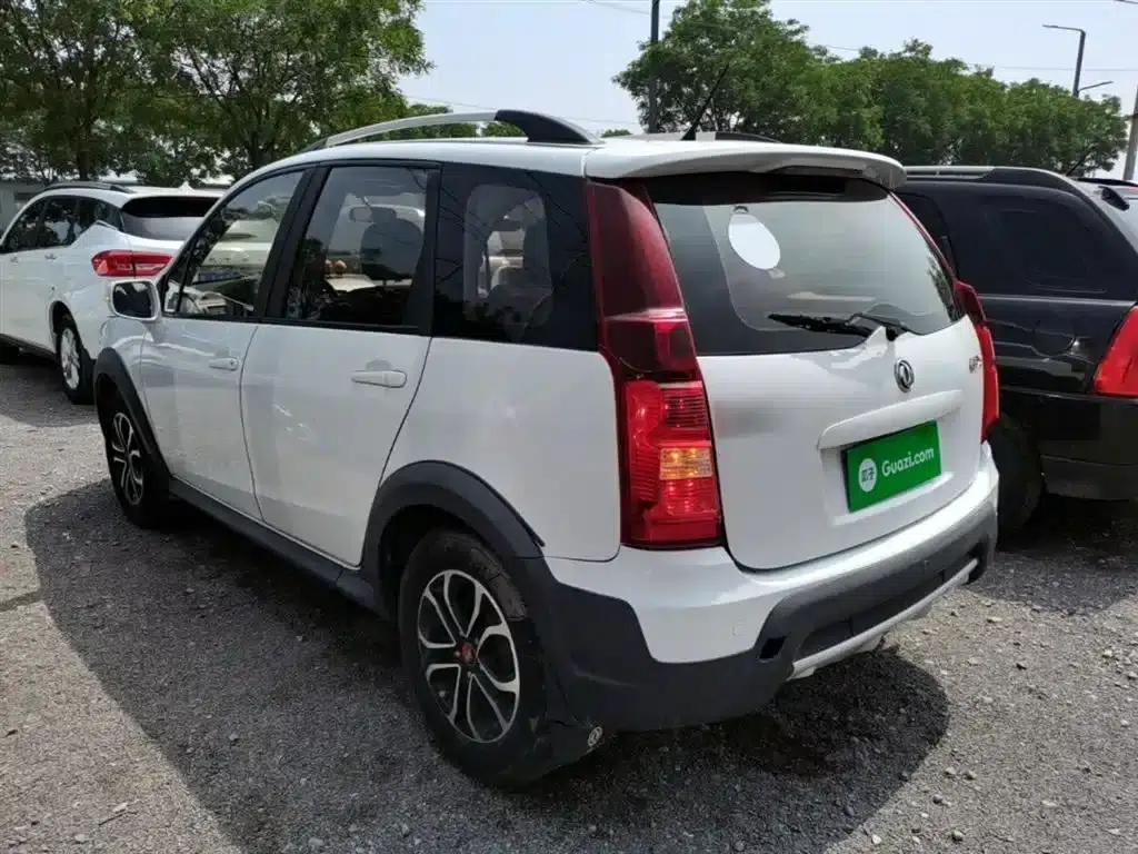 Jingyi X3 2016 1.5L Comfort Model — миниатюра 5