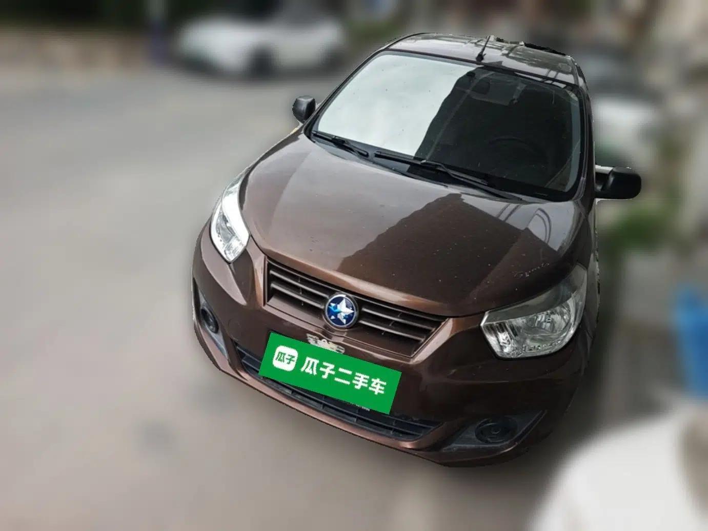 Used Venucia R30 2014 1.2L Manual Enjoyment Edition — миниатюра 1