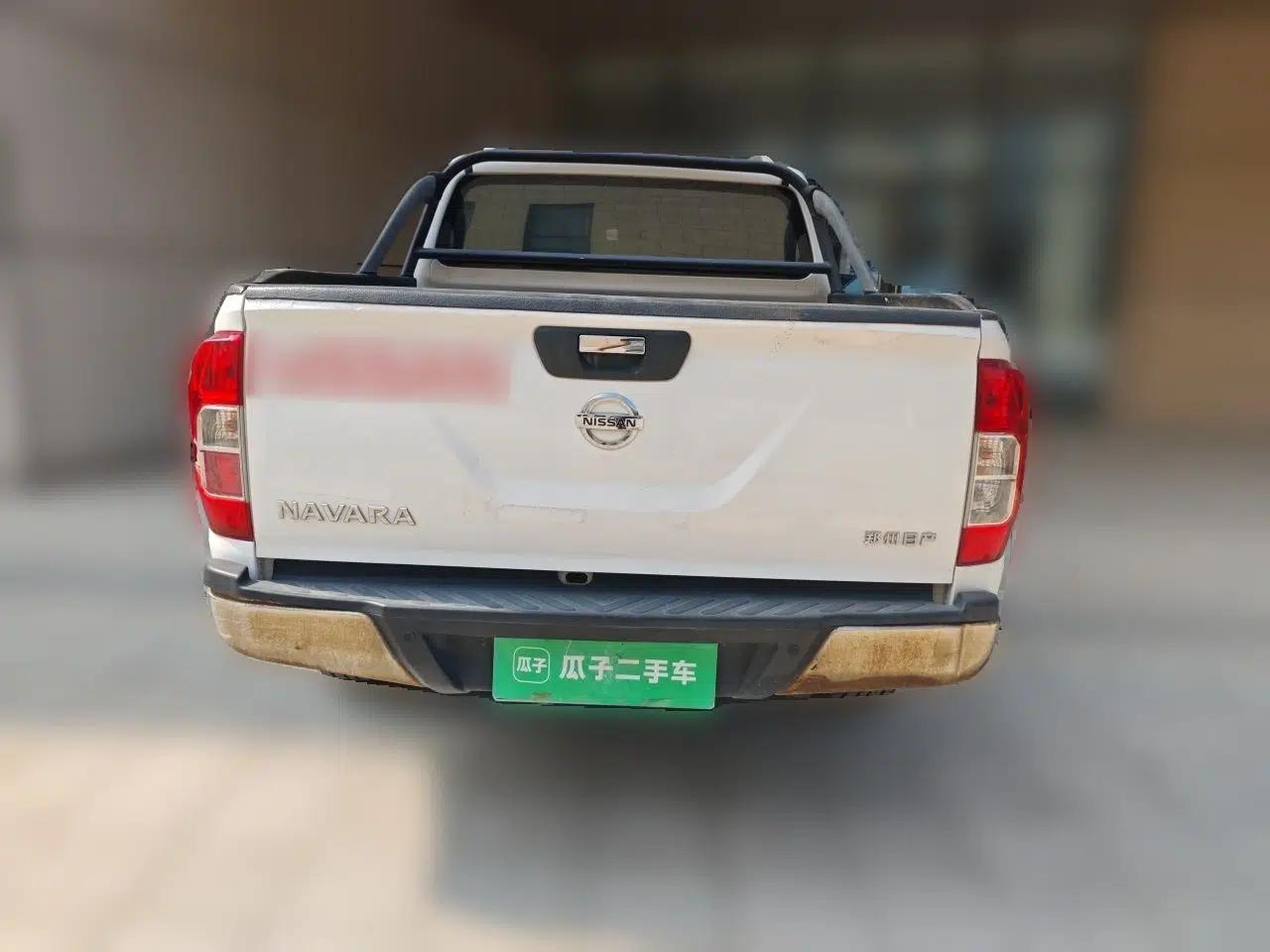 Used Nissan Navara 2017 2.5L Automatic 2WD Luxury Edition QR25 — миниатюра 5