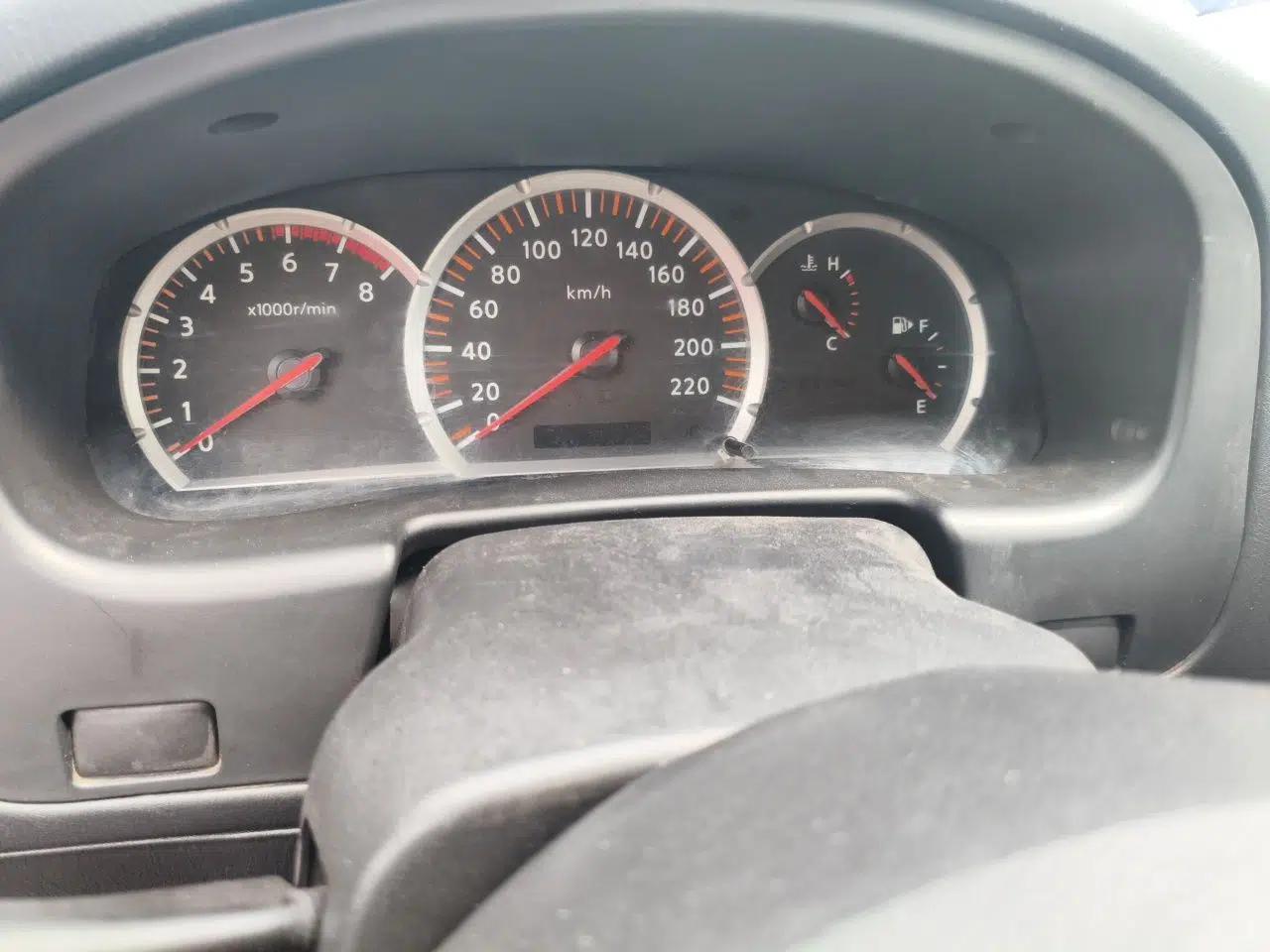 Used Nissan Paladin 2008 2.4L Two-Wheel-Drive Standard Version — миниатюра 12
