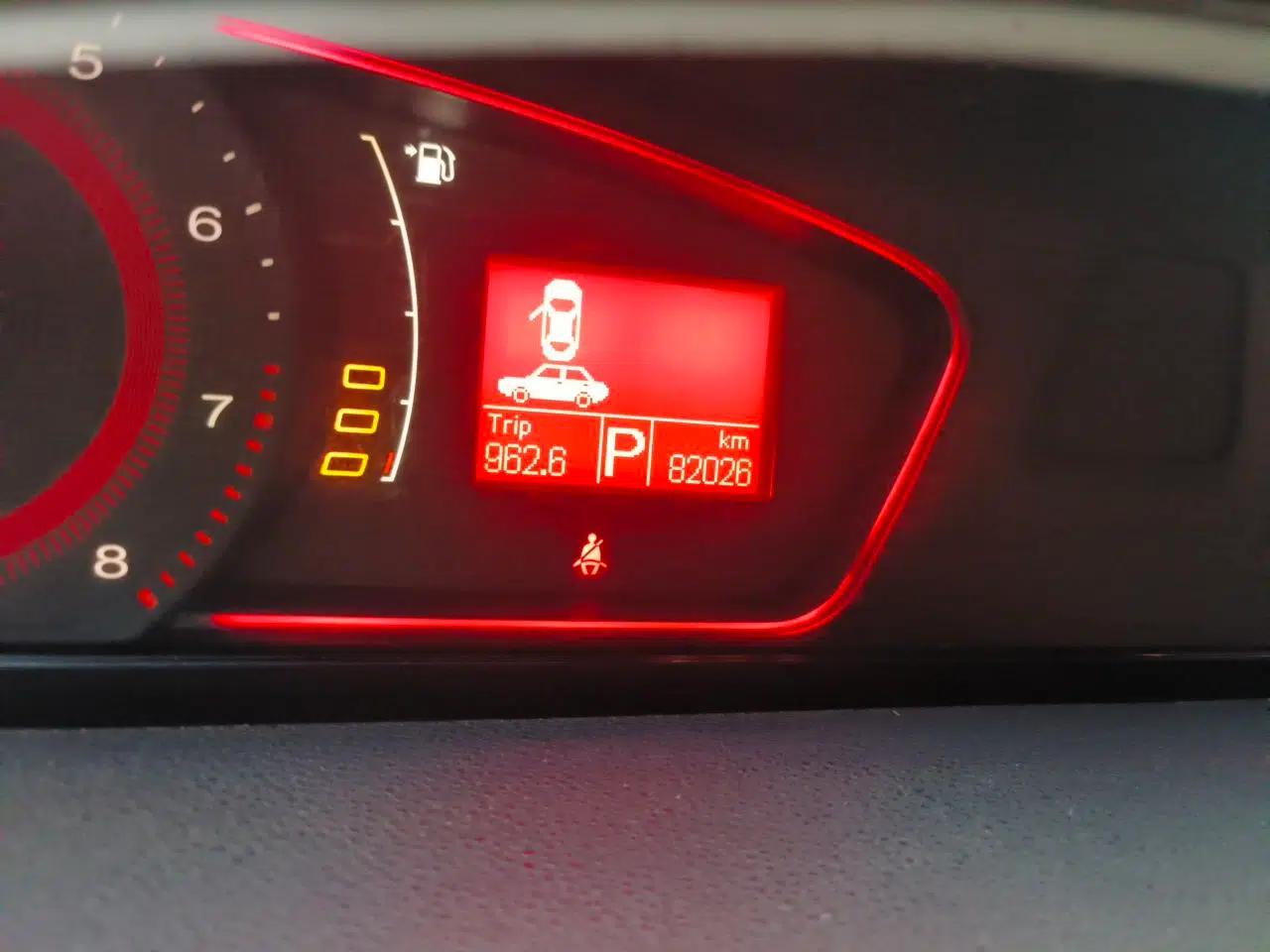 Used Roewe 550 2010 550S 1.8L Automatic Start-Zhen New Year Edition — миниатюра 12