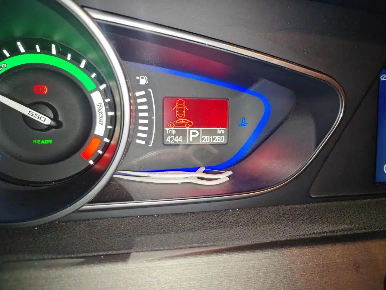 Used Roewe e550 2016 Deluxe Edition — миниатюра 12