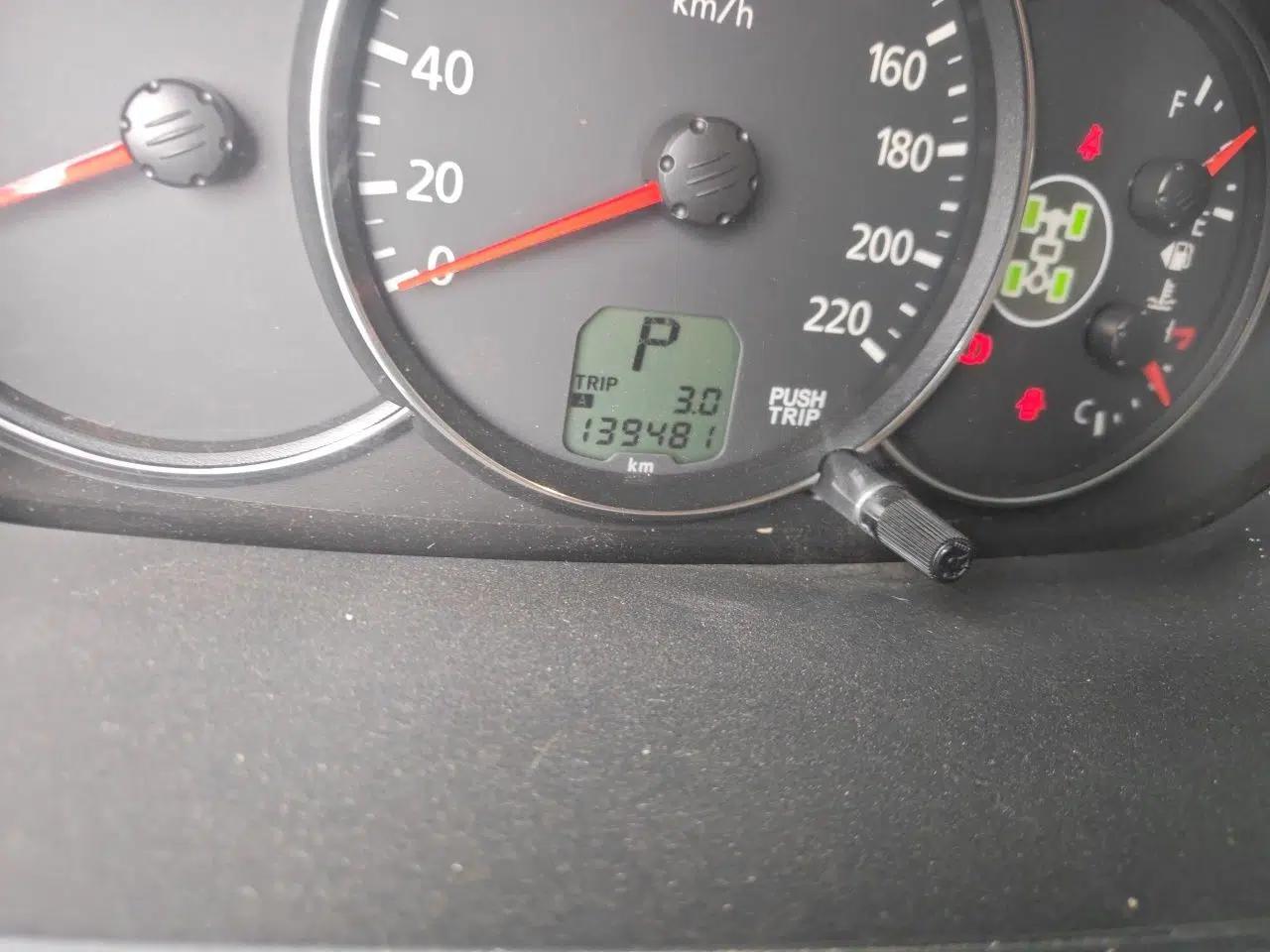 Used Mitsubishi Pajero Sport 2013 3.0L Automatic 4x4 Flagship Edition — миниатюра 12