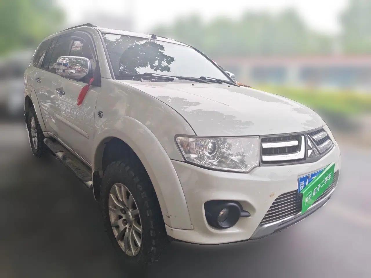 Used Mitsubishi Pajero Sport 2013 3.0L Automatic 4x4 Flagship Edition — миниатюра 3