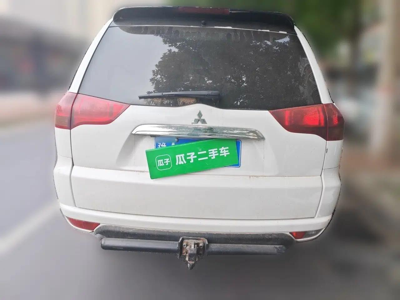 Used Mitsubishi Pajero Sport 2013 3.0L Automatic 4x4 Flagship Edition — миниатюра 5