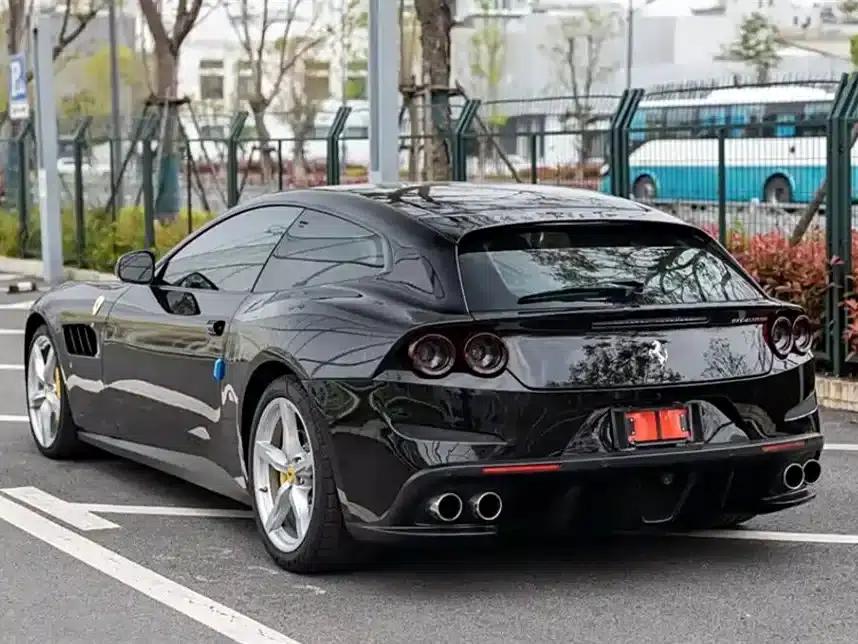 2017 GTC4Lusso 3.9T V8 — миниатюра 6
