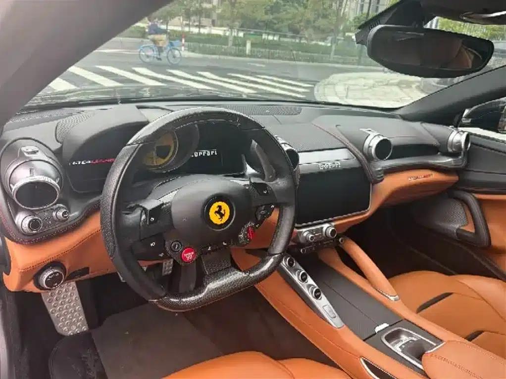2017 GTC4Lusso 3.9T V8 — миниатюра 9