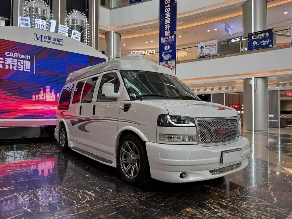 2013 SAVANA 5.3L AWD Leader Edition — миниатюра 2